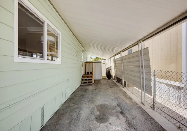 Photo 3 of Manufactured home for sale at 34480 County Line Rd #52, Yucaipa, CA 92399 | MLS# IG26153256 | Listing updated on 2026-09-09