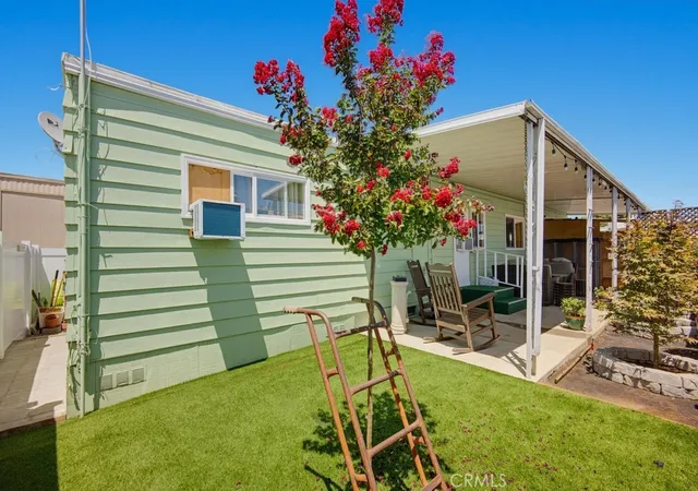 Photo 4 of Manufactured home for sale at 34480 County Line Rd #52, Yucaipa, CA 92399 | MLS# IG26153256 | Listing updated on 2026-09-09