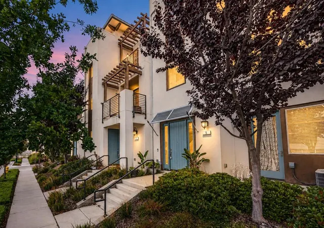 Townhouse for sale at 3077 Valley Of Hearts Delight Pl #6, San Jose, CA 95136 | MLS# ML82054151