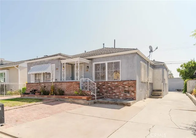 Photo 2 of Multi family home for sale at 1010 N Alexandria Ave, Los Angeles, CA 90029 | MLS# SR26153007 | Listing updated on 2026-09-22