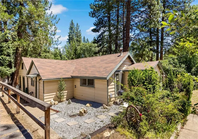 3rd image of 1089 E Main, Quincy, CA 95971 | MLS# SN26144522