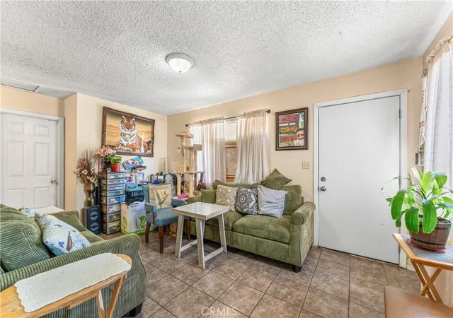 5th image of 410 412 E Avenue Q7, Palmdale, CA 93550 | MLS# SR26153470