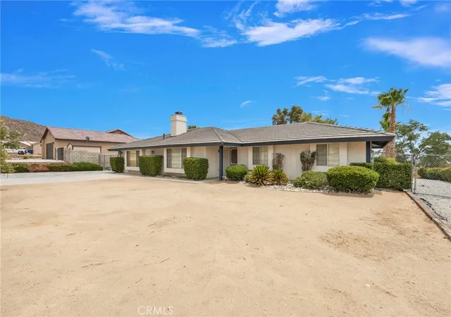 Photo 2 of Single family home for sale at 23333 Taos, Apple Valley, CA 92307 | MLS# HD26152526 | Listing updated on 2026-10-28
