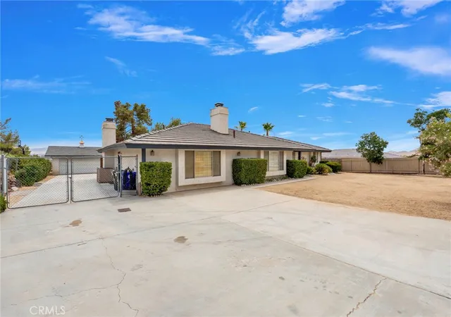 Photo 3 of Single family home for sale at 23333 Taos, Apple Valley, CA 92307 | MLS# HD26152526 | Listing updated on 2026-10-28