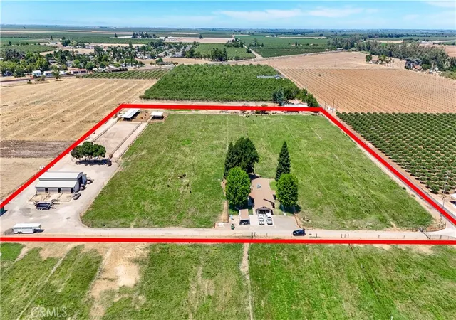 Photo 2 of Single family home for sale at 13343 Hainline, Le Grand, CA 95333 | MLS# MC26152365 | Listing updated on 2026-08-31