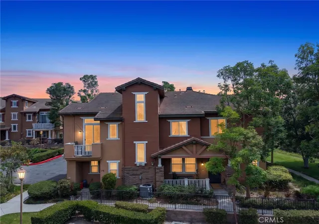 Listing Photo 1 - Condo for sale in building located at 73 Chadron Cir, Ladera Ranch, CA 92694