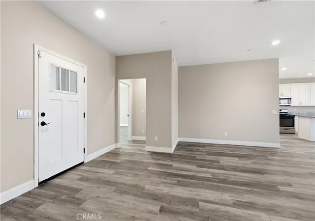 Photo 3 of Sale Pending at 20844 Lakeview Dr, California City, CA 93505 | MLS# SR26153570 | Listing updated on 2026-10-01