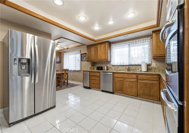 Photo 3 of Single family home for sale at 303 Susan Ct, Palmdale, CA 93551 | MLS# SR26153542 | Listing updated on 2026-09-30
