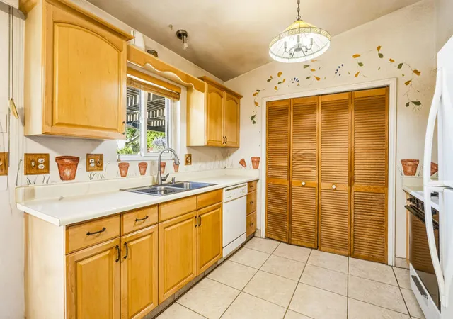 Photo 3 of Single family home for sale at 68900 Tortuga Rd, Cathedral City, CA 92234 | MLS# 219150270DA | Listing updated on 2026-09-18