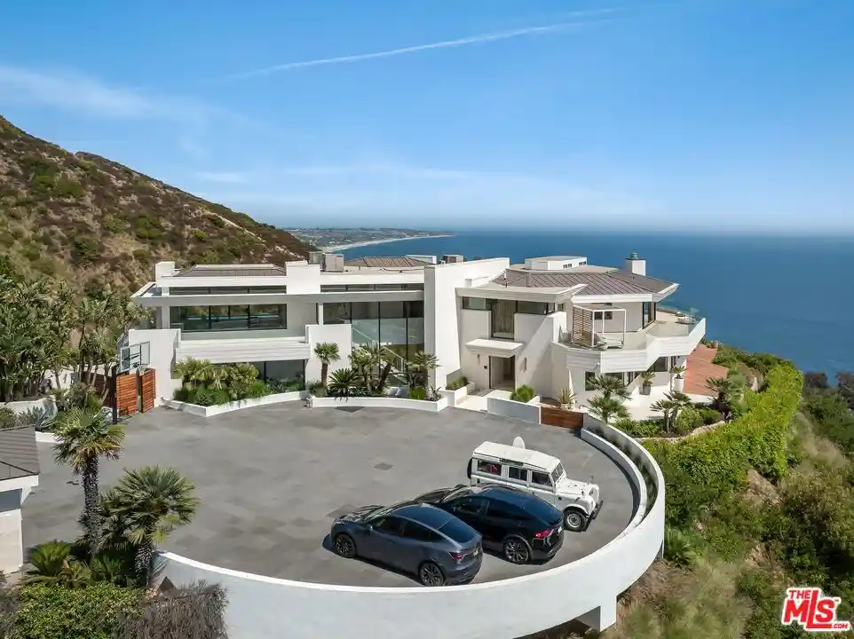 Photo 1 of Mansion for sale at 4310 Encinal Cyn Rd, Malibu, CA 90265 | MLS# 26859447 | Listing updated on 2026-08-29