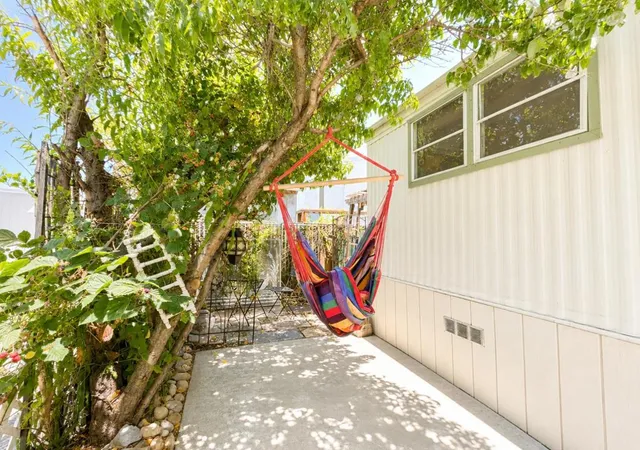 23rd image of 2135 Little Orchard St #61, San Jose, CA 95125 | MLS# ML82054196