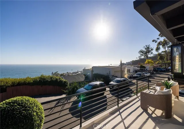 Photo 4 of Single family home for sale at 2936 Alexander Rd, Laguna Beach, CA 92651 | MLS# NP26148411 | Listing updated on 2026-10-04