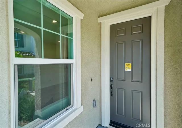 Listing Photo 4 - Condo for sale in building located at 4273 S Hermosa Paseo, Ontario, CA 91761