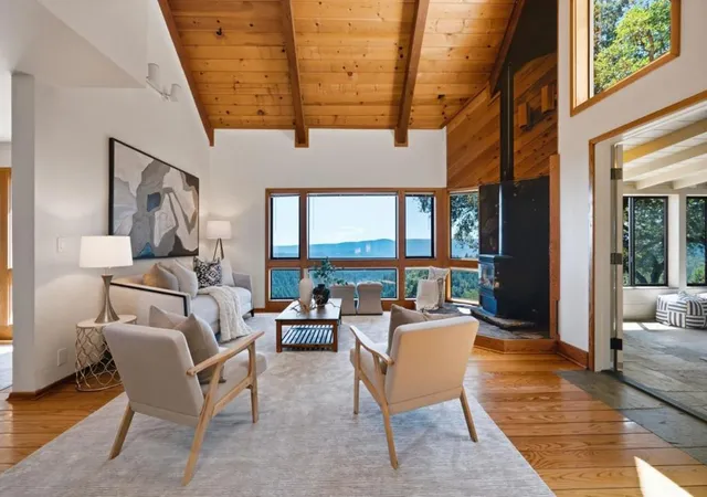 Photo 2 of Sale Pending at 18788 Favre Ridge Rd, Los Gatos, CA 95033 | MLS# ML82053985 | Listing updated on 2026-10-10