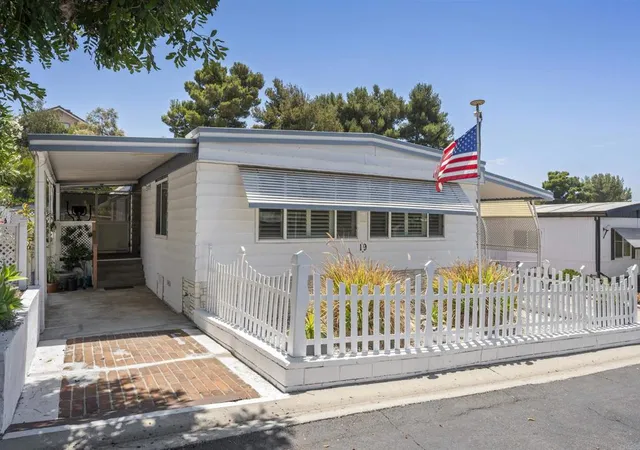 Photo 4 of Sale Pending at 1925 Otay Lakes Rd #19, Chula Vista, CA 91913 | MLS# PTP2605313 | Listing updated on 2026-10-08
