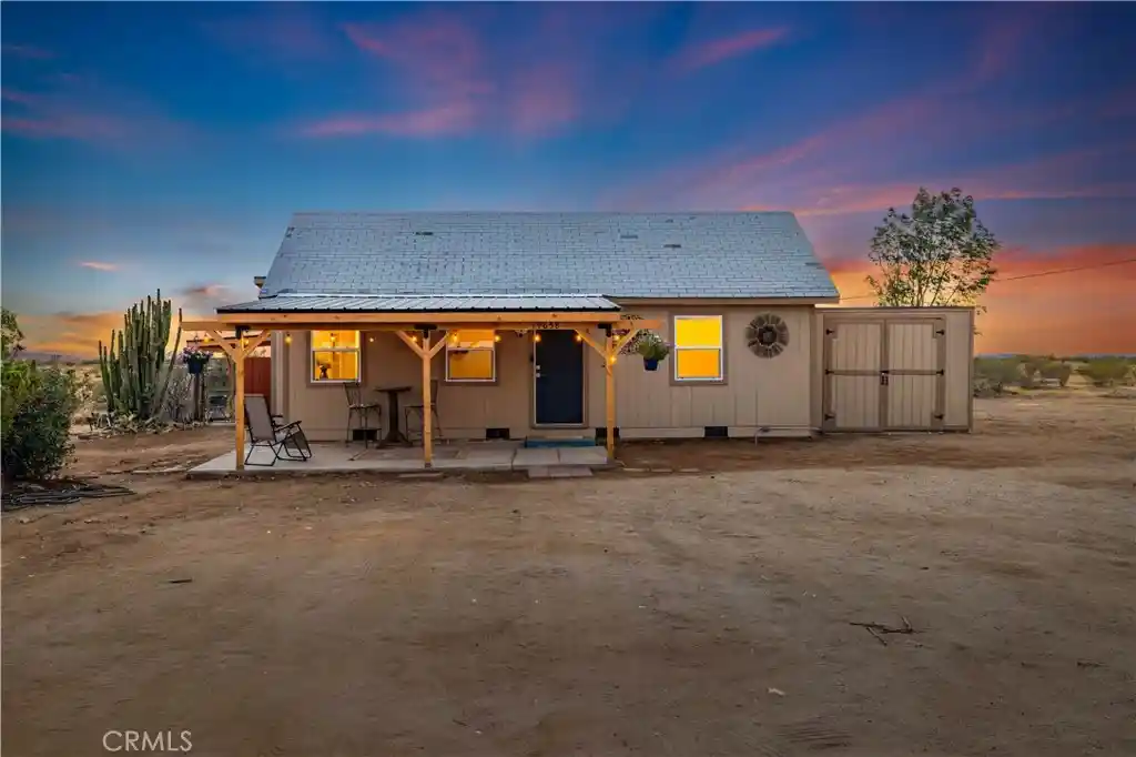 Photo 1 of Single family home for sale at 19658 E Ave F8, Lancaster, CA 93535 | MLS# SR26153969 | Listing updated on 2026-10-15