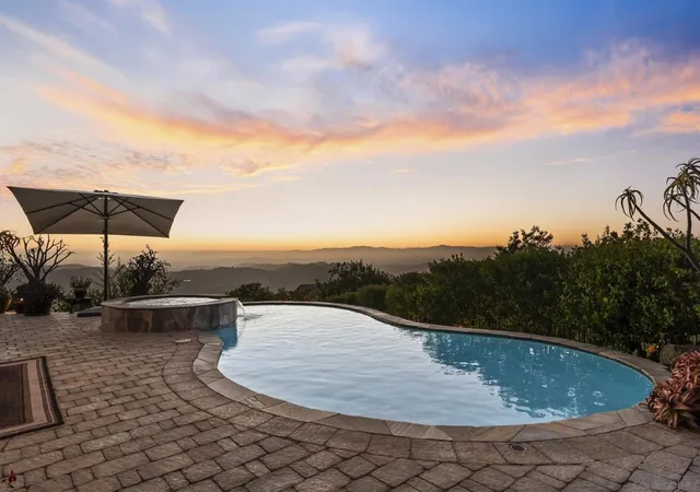 4th image of 9572 Welk View Dr, Escondido, CA 92026 | MLS# 260017222SD