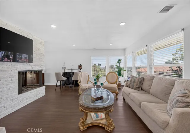 Photo 3 of Single family home for sale at 9400 Portada Dr, Whittier, CA 90603 | MLS# PW26153742 | Listing updated on 2026-09-21
