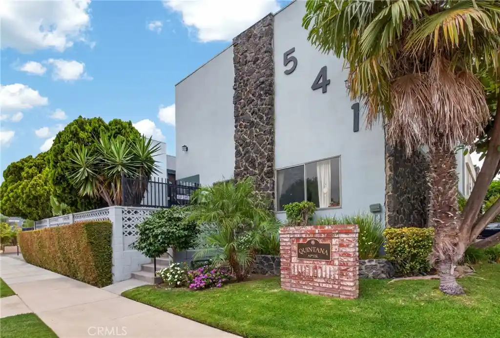 Multi family home for sale at 541 N Naomi, Burbank, CA 91505 | MLS# SR26152429