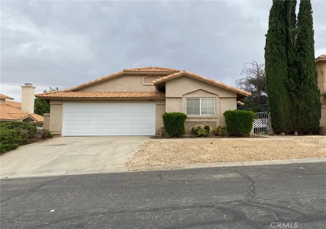 Photo 2 of Single family home for sale at 12353 Bridgewood Ln, Victorville, CA 92395 | MLS# HD26154052 | Listing updated on 2026-09-02