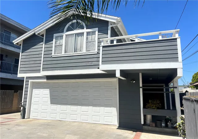 Photo 2 of Townhouse for sale at 13933 Kornblum #C, Hawthorne, CA 90250 | MLS# SB26153930 | Listing updated on 2026-09-13