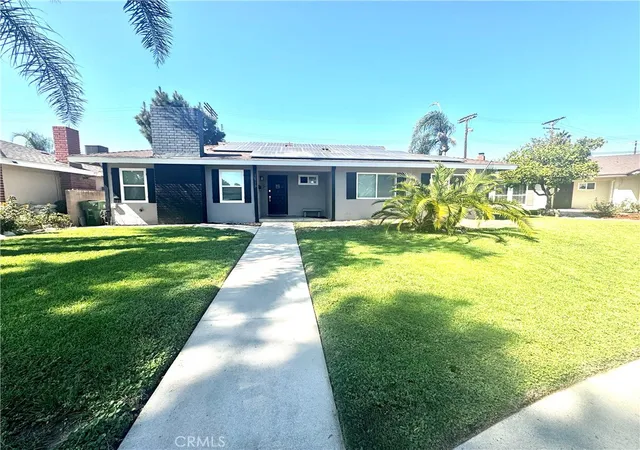 Photo 2 of Single family home for sale at 16713 Sunburst St, Northridge, CA 91343 | MLS# DW26153023 | Listing updated on 2026-10-11