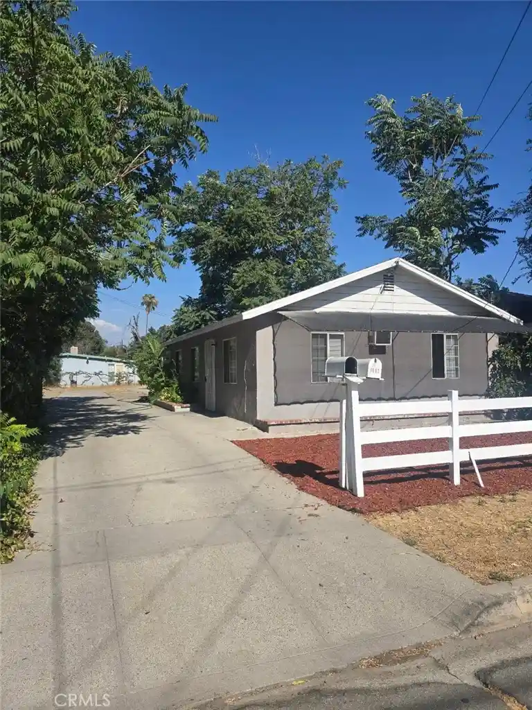 Photo 1 of Sale Pending at 1063 N 1065 Pershing, San Bernardino, CA 92410 | MLS# TR26151900 | Listing updated on 2026-10-22