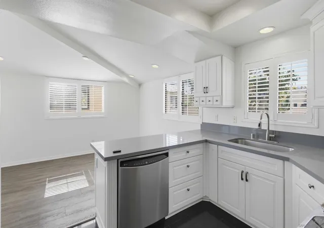 4th image of 7904 Caminito Dia #4, San Diego, CA 92122 | MLS# 260017230SD