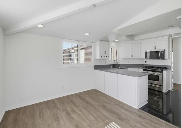 5th image of 7904 Caminito Dia #4, San Diego, CA 92122 | MLS# 260017230SD