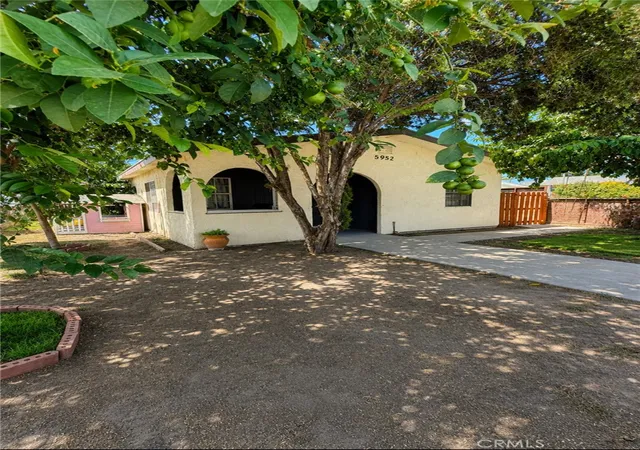 Photo 3 of Sale Pending at 5952 Priory, Bell Gardens, CA 90201 | MLS# DW26154090 | Listing updated on 2026-09-24