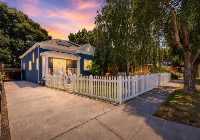 Photo 1 of Sale Pending at 1622 Lincoln Ave, San Jose, CA 95125 | MLS# ML82050960 | Listing updated on 2026-09-25