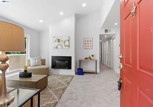 Listing Photo 5 - Condo for sale in building located at 150 Reflections Dr, San Ramon, CA 94583 - Unit #25