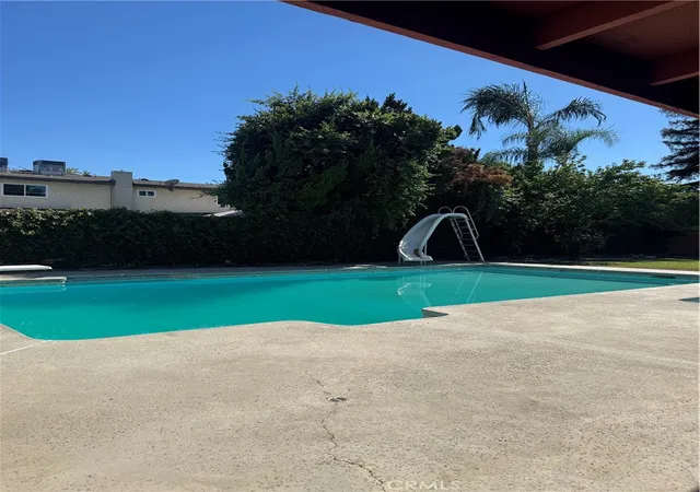 2nd image of 7813 Nairn Ct, Bakersfield, CA 93309 | MLS# IN26154173