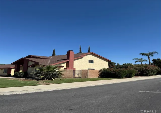 4th image of 7813 Nairn Ct, Bakersfield, CA 93309 | MLS# IN26154173