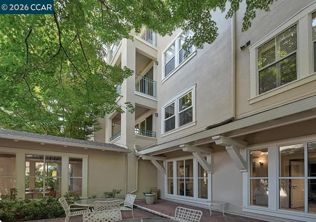 Photo 3 of Condo for sale at 1860 Tice Crk Dr #1432, Walnut Creek, CA 94595 | MLS# 41141644 | Listing updated on 2026-09-29
