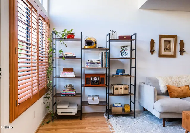 Photo 3 of Condo for sale at 170 N Sierra Bonita Ave #5, Pasadena, CA 91106 | MLS# P1-28020 | Listing updated on 2026-09-30