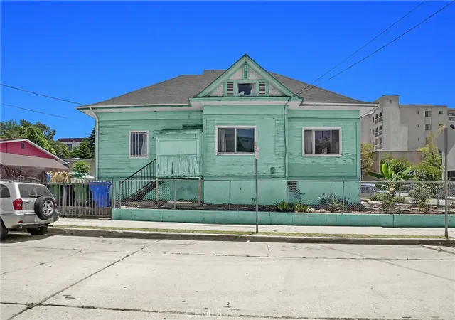 Photo 2 of Multi family home for sale at 1465 W Temple St, Los Angeles, CA 90026 | MLS# WS26153098 | Listing updated on 2026-10-07