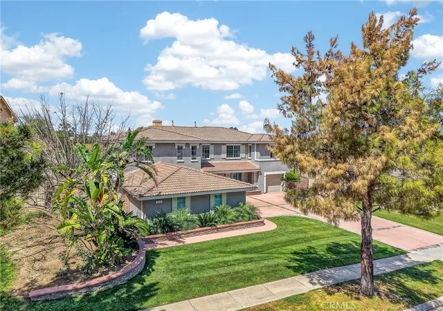 Photo 3 of Single family home for sale at 3928 Via Miguel, Corona, CA 92881 | MLS# IG26153518 | Listing updated on 2026-09-19