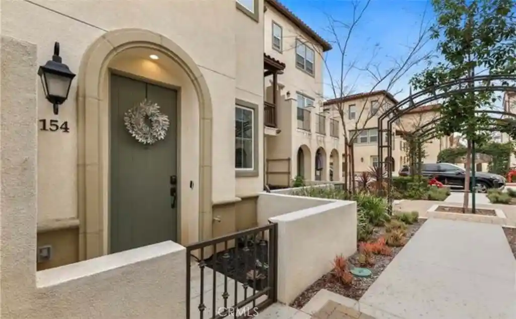 Townhouse for sale at 154 Hass Ln, La Habra, CA 90631 | MLS# SR26116558