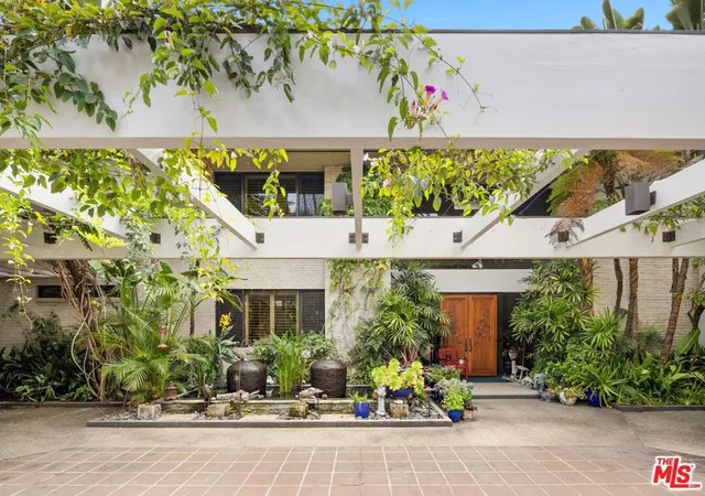 Photo 1 of Mansion for sale at 715 N Beverly Dr, Beverly Hills, CA 90210 | MLS# 26830627 | Listing updated on 2026-09-22