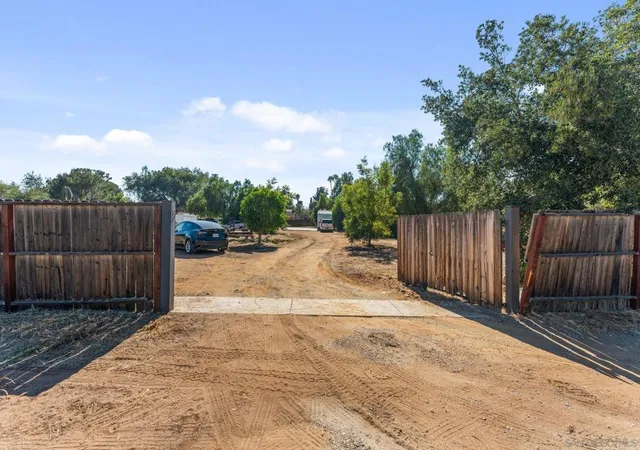 Photo 4 of Land for sale at Euclid Ave, El Cajon, CA 92019 | MLS# 260017261SD | Listing updated on 2026-10-05