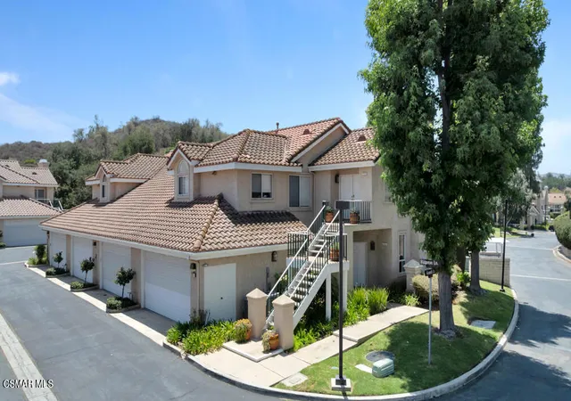 1st image of 275 Ridgeton Ln #A, Simi Valley, CA 93065 | MLS# 226003351