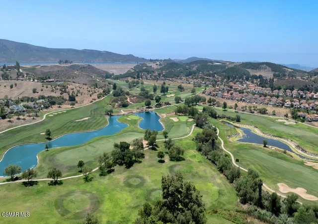 41st image of 275 Ridgeton Ln #A, Simi Valley, CA 93065 | MLS# 226003351