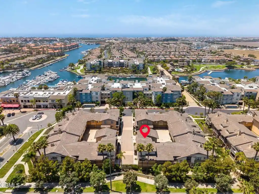 Listing Photo 1 - Condo for sale in 1518 Windshore Wy located at 1518 Windshore Wy, Oxnard, CA 93035 - Unit 1518 Windshore Way
