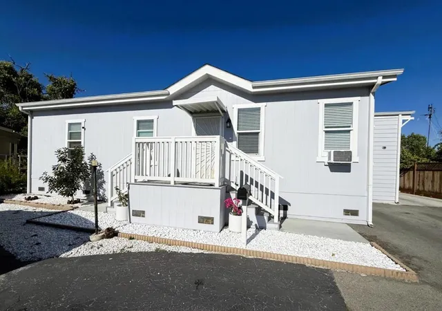 1st image of 1350 Oakland Rd #34, San Jose, CA 95112 | MLS# ML82054288