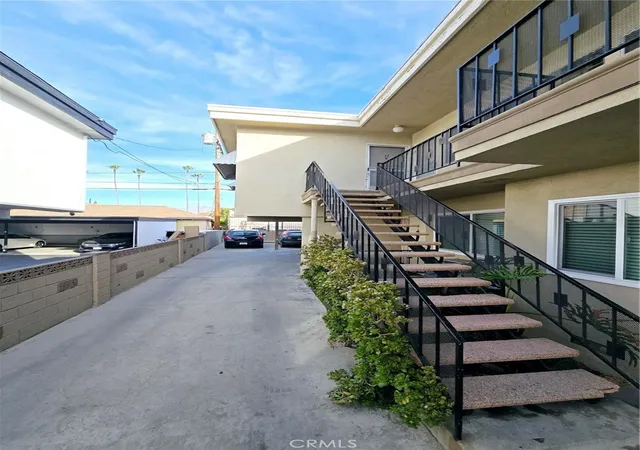 image of 337 Riverdale, Glendale, CA 91204 | MLS# GD26153956