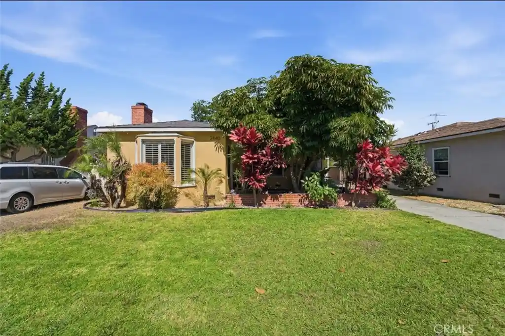 Photo 1 of Single family home for sale at 2840 Magnolia, Long Beach, CA 90806 | MLS# PW26152985 | Listing updated on 2026-10-30