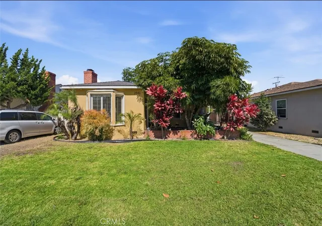 Photo 2 of Single family home for sale at 2840 Magnolia, Long Beach, CA 90806 | MLS# PW26152985 | Listing updated on 2026-10-05