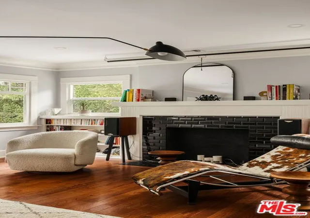 Photo 3 of Sale Pending at 7030 De Longpre Ave, Los Angeles, CA 90028 | MLS# 26860199 | Listing updated on 2026-10-04