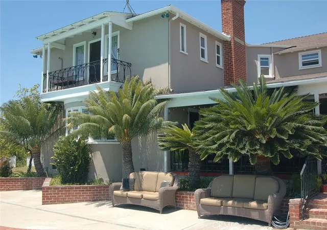 Photo 2 of Single family home for sale at 13978 Summit Dr, Whittier, CA 90602 | MLS# SR26152865 | Listing updated on 2026-10-03
